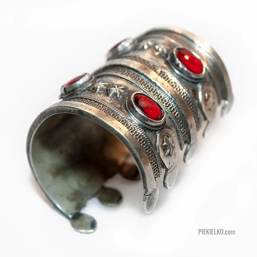 Turkmen vintage cuff