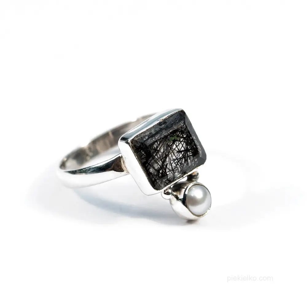 Black rutile with pearl silver ring