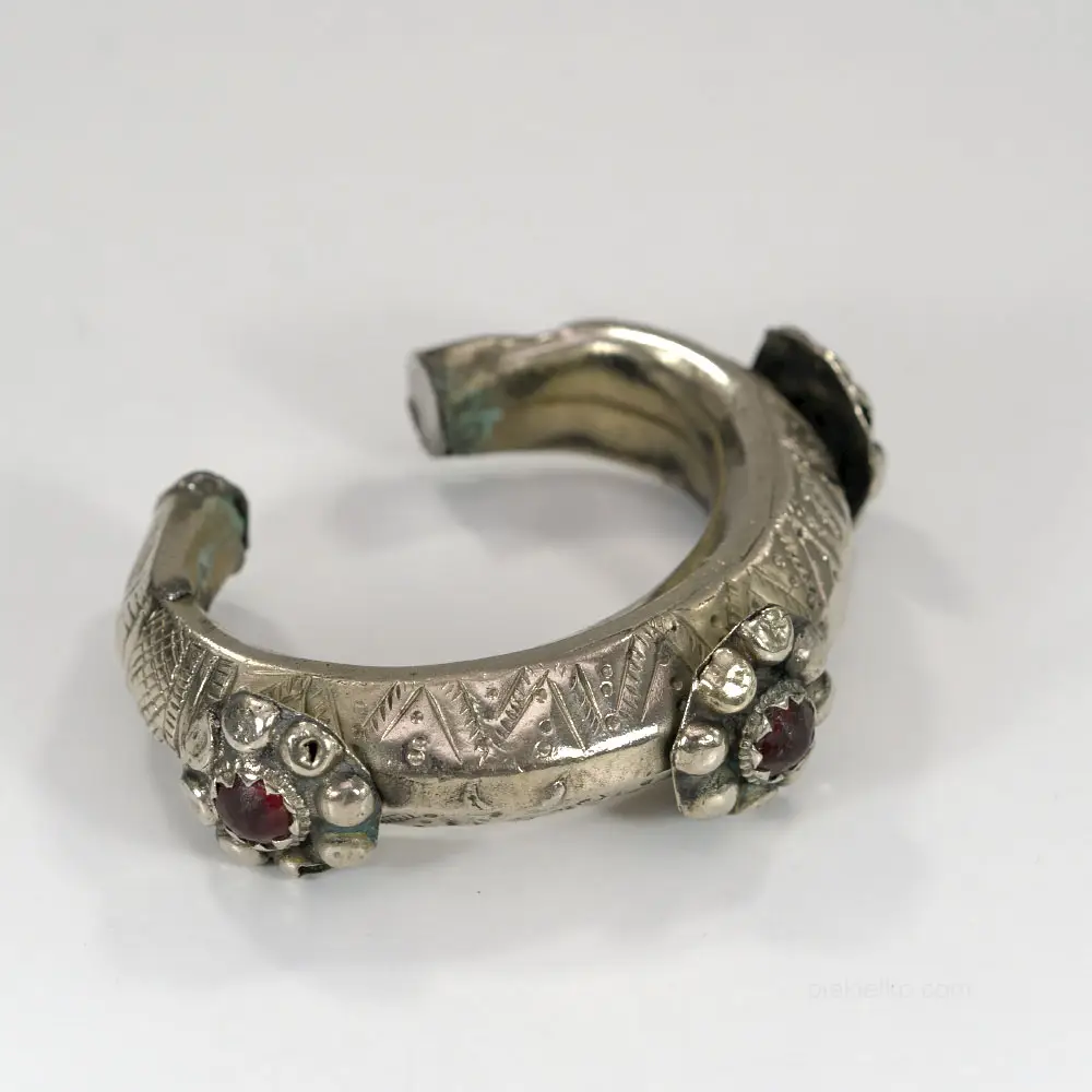Afgańskie bangle z czerwonym szkłem