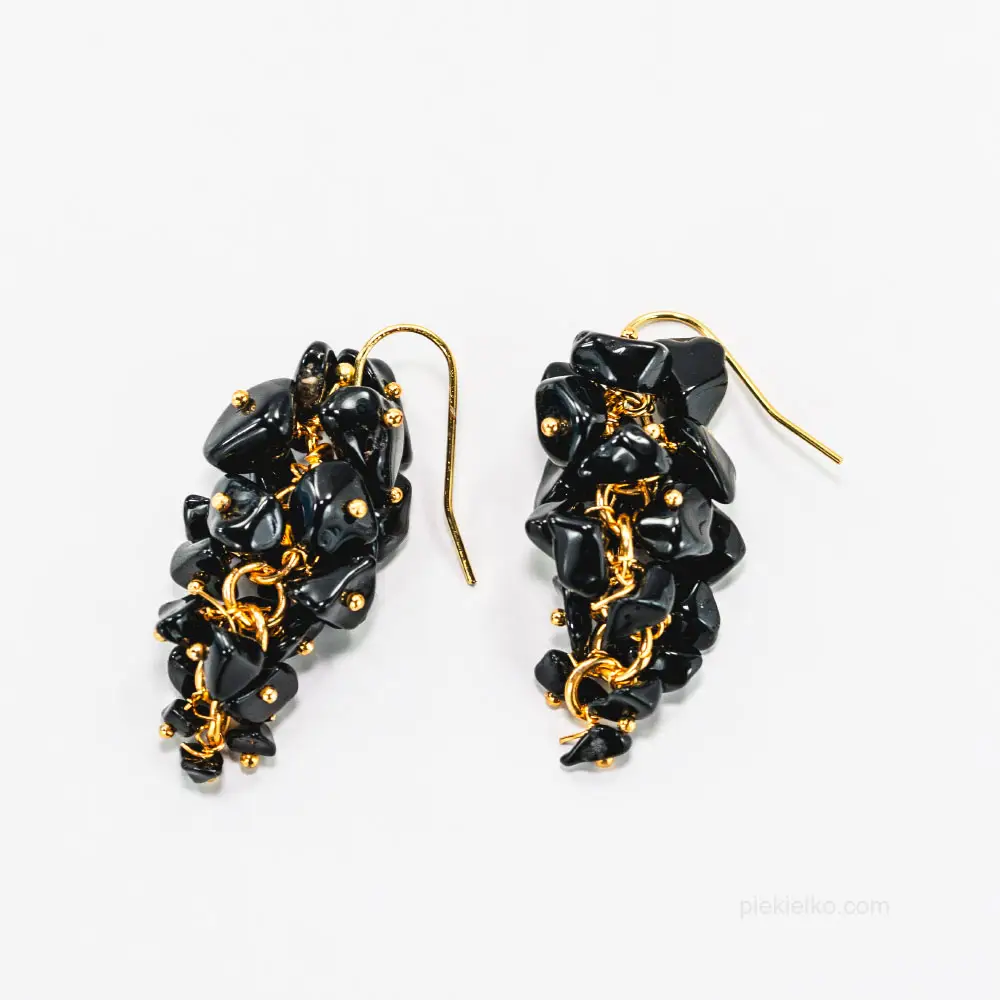 Black agate cluster earrings