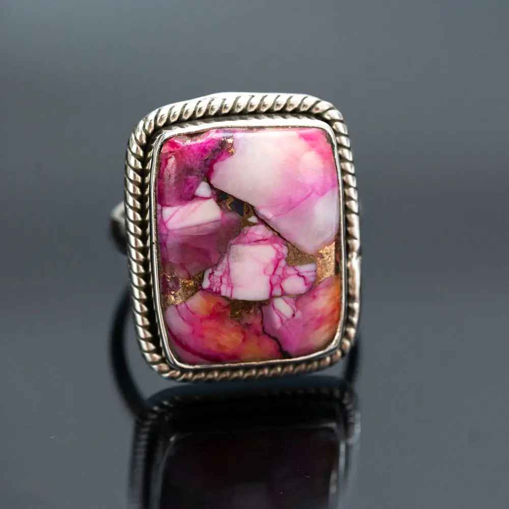 Silver adjustable ring with pink turquoise oyster