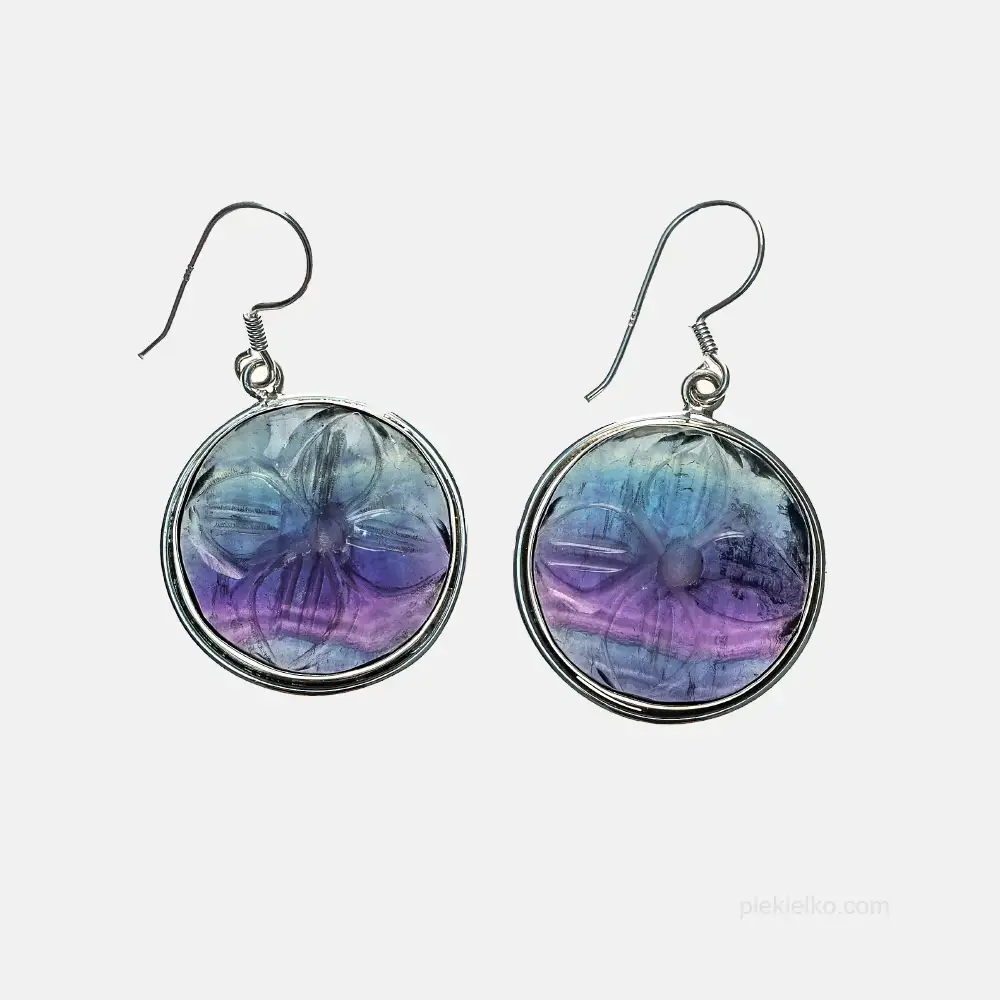 Round silver earrings with fluorite with a leafy texture