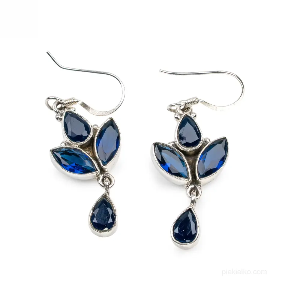 Twilight Flower &ndash; silver earrings with natural iolite