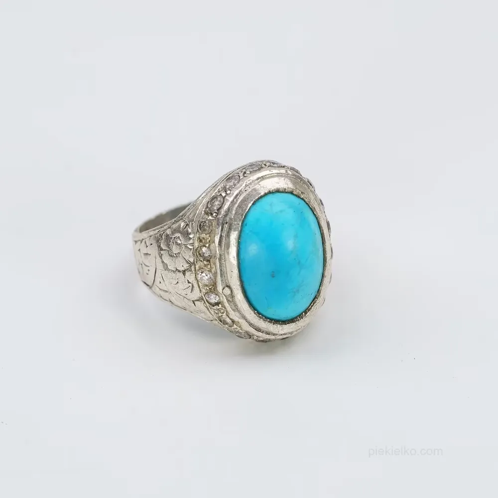 Massive turquoise wedding ring &ndash; engraving and patina