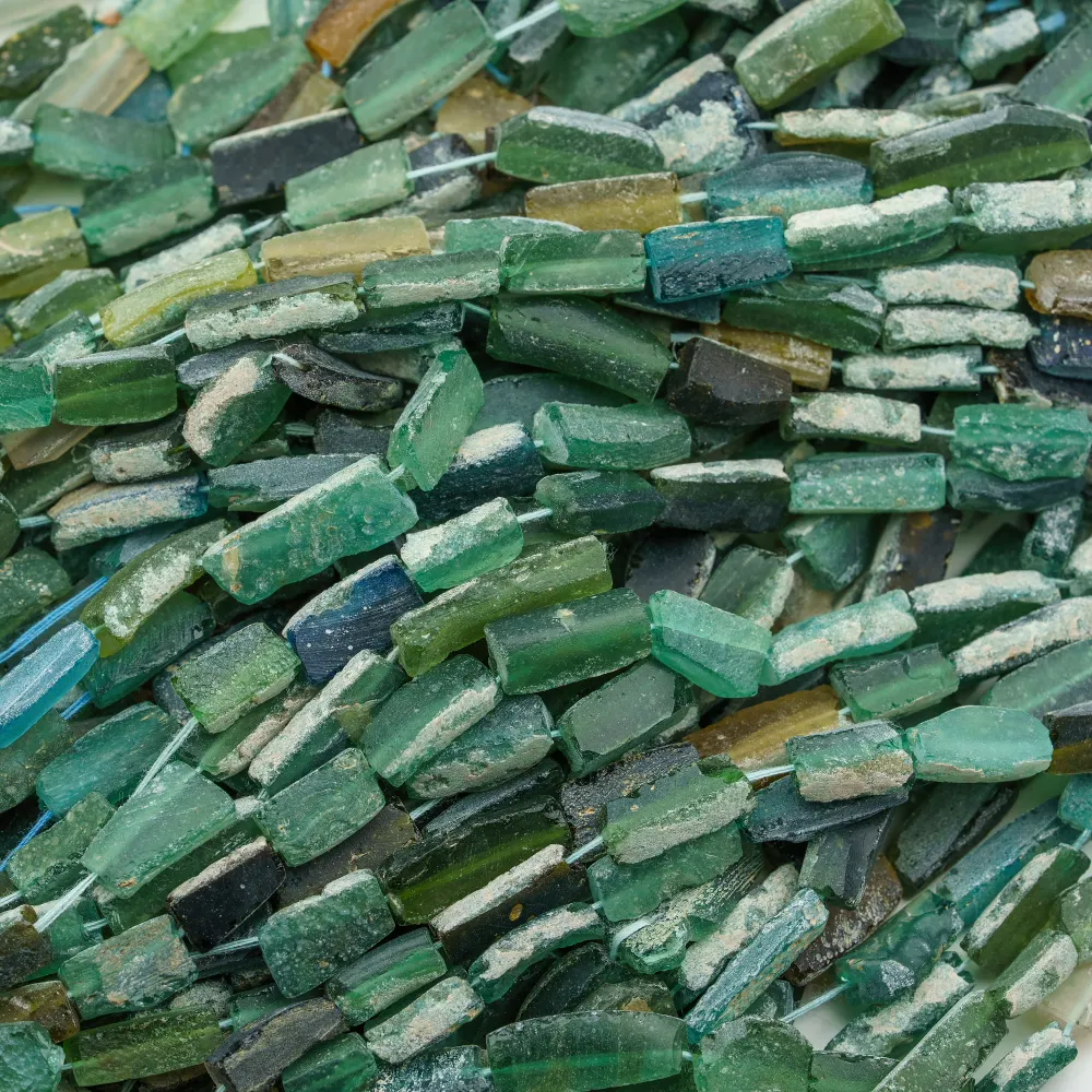 <span class="jp_product_title">Roman Glass &ndash; Zabytkowy Naszyjnik ze Szkła</span>